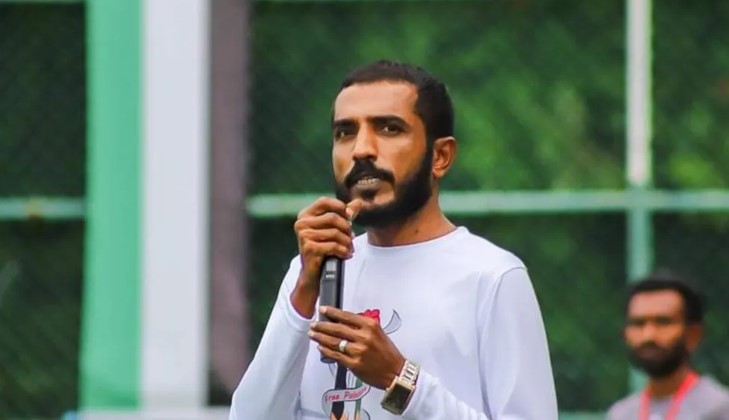 R. Atoll Council raees Hussain Nasif PPM in vakivejje | Fainu Online